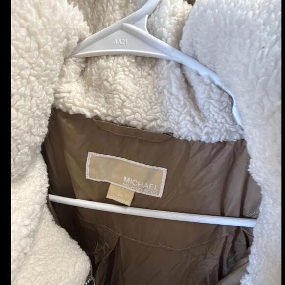 Michael Kors Brown Puffer Jacket with Shearling 2X - Picture 4 of 5